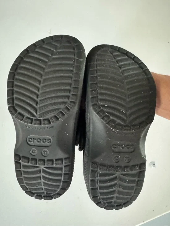 Kids Sparkle Crocs - Picture 2 of 4